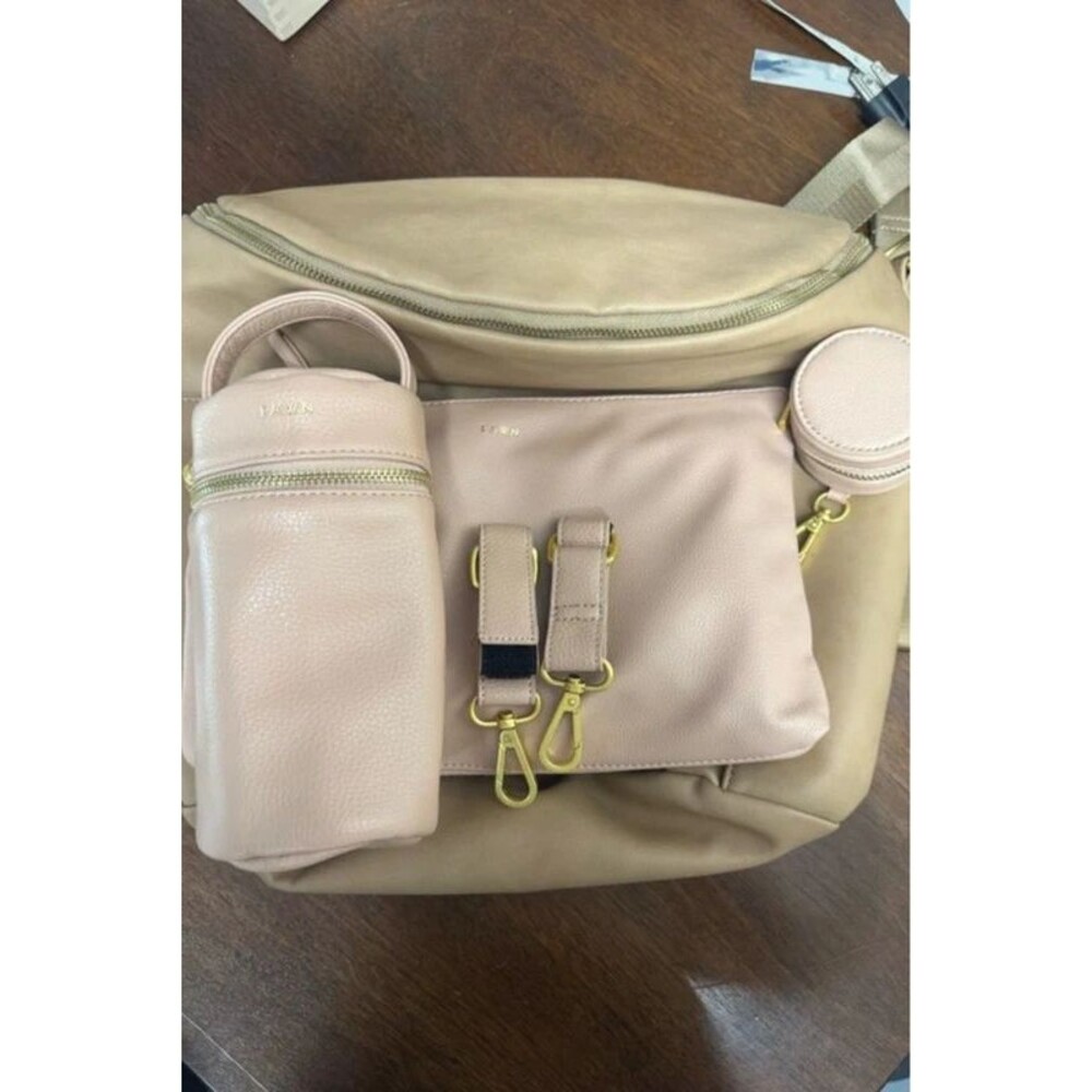 Diaper bag with accessories